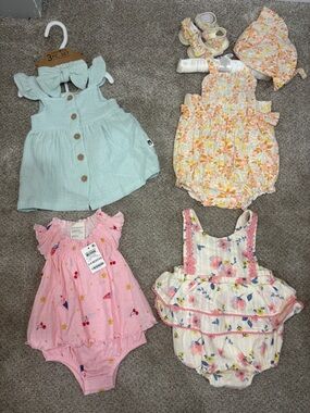Lot of NEW Baby Girl Summer Outfits 6-9 months dresses floral skirted bubbles